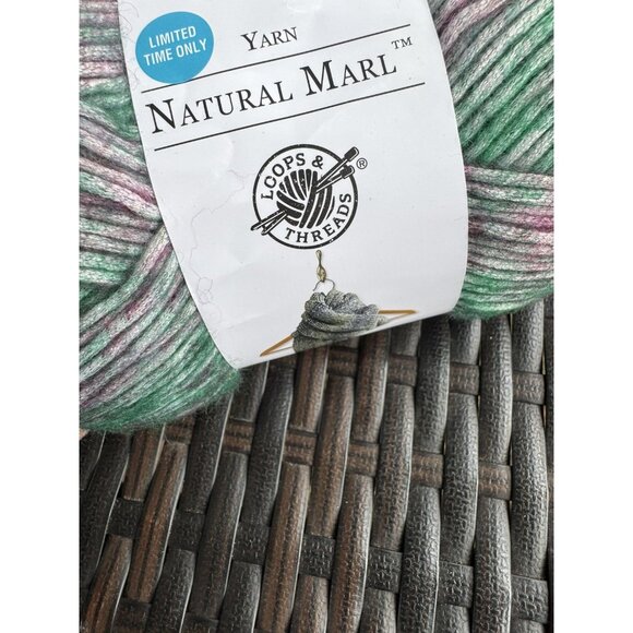 New Loops & Threads Natural Mar Yarn Skein Emerald CS10 - Picture 2 of 4